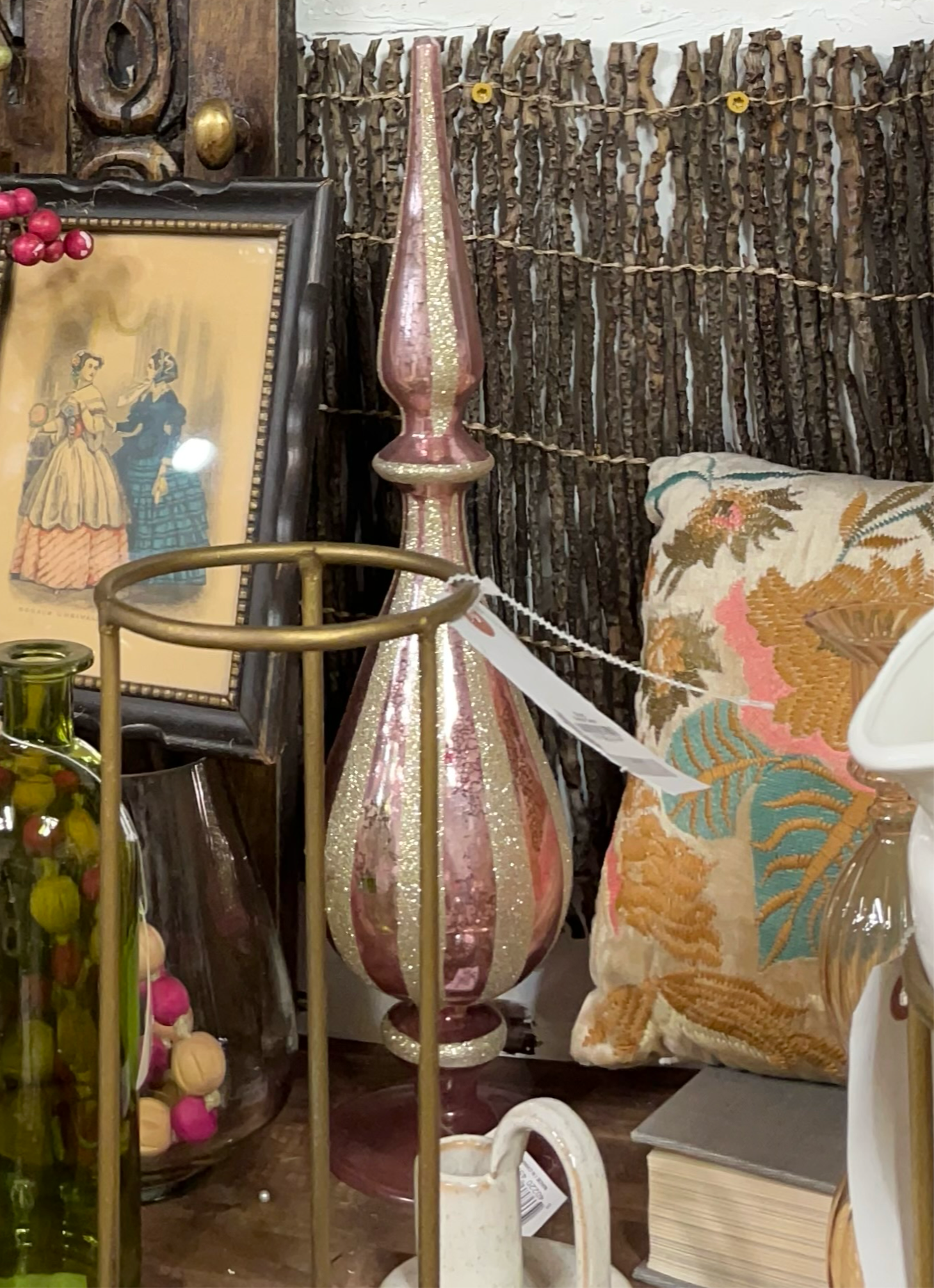 PINK MERCURY GLASS FINIAL W/CHAMPAGNE GLITTER (Sue)