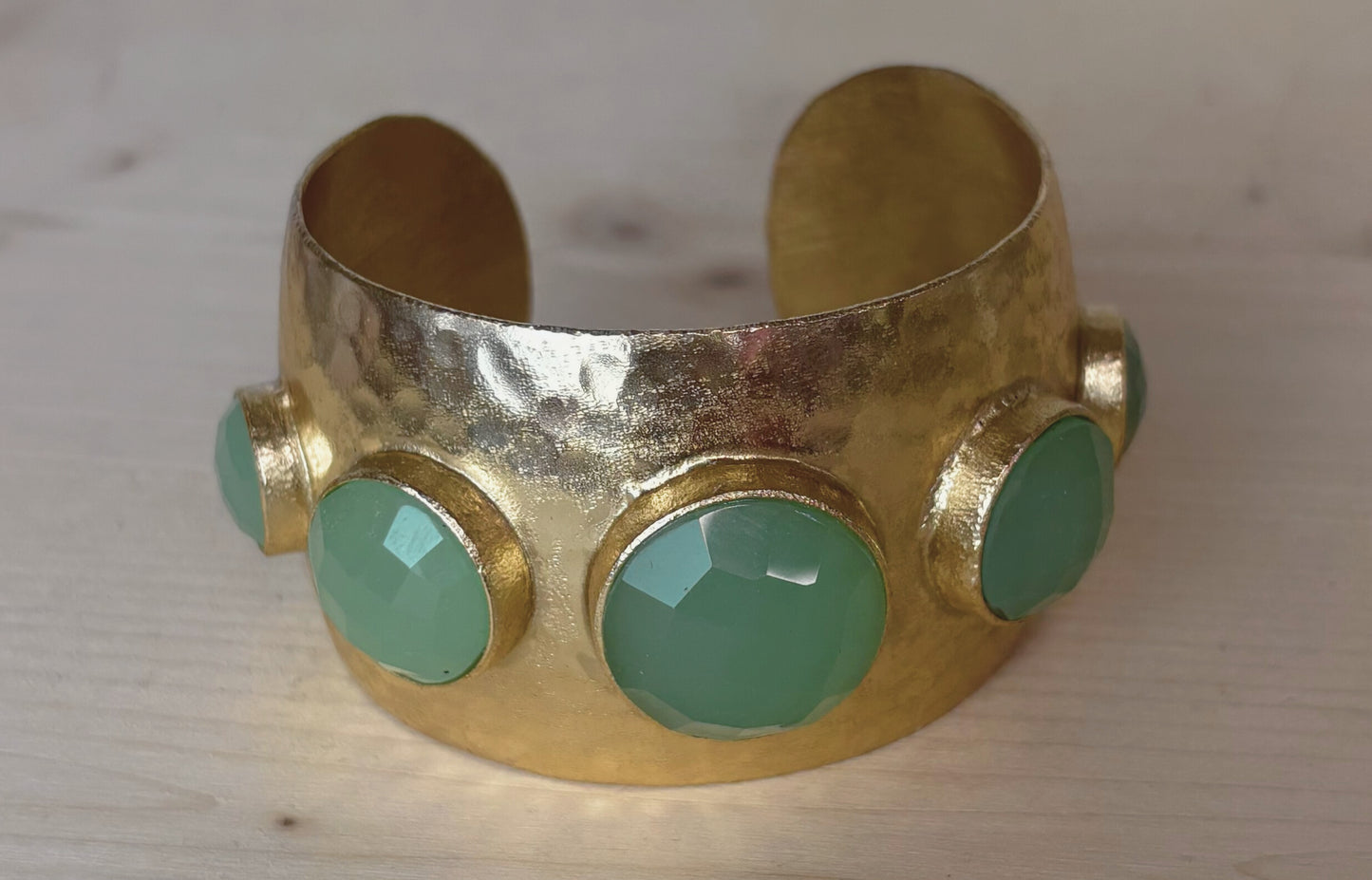 Emerald Bracelet – Gold & Emerald Stone Cuff Bracelet