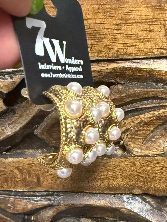 Hoops and pearls Earrings