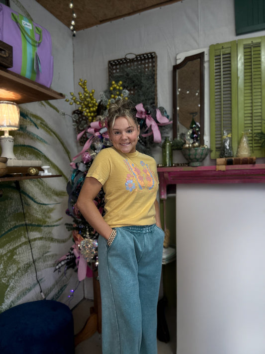 âThe Marigoldâbutterfly graphic tee