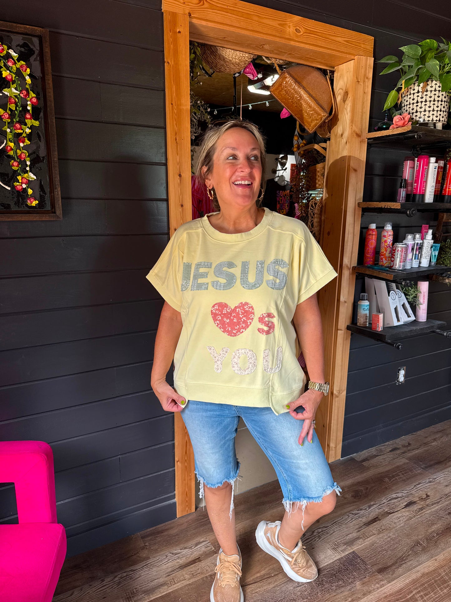 ✨ Jesus Loves You Vintage Faith Graphic Tee