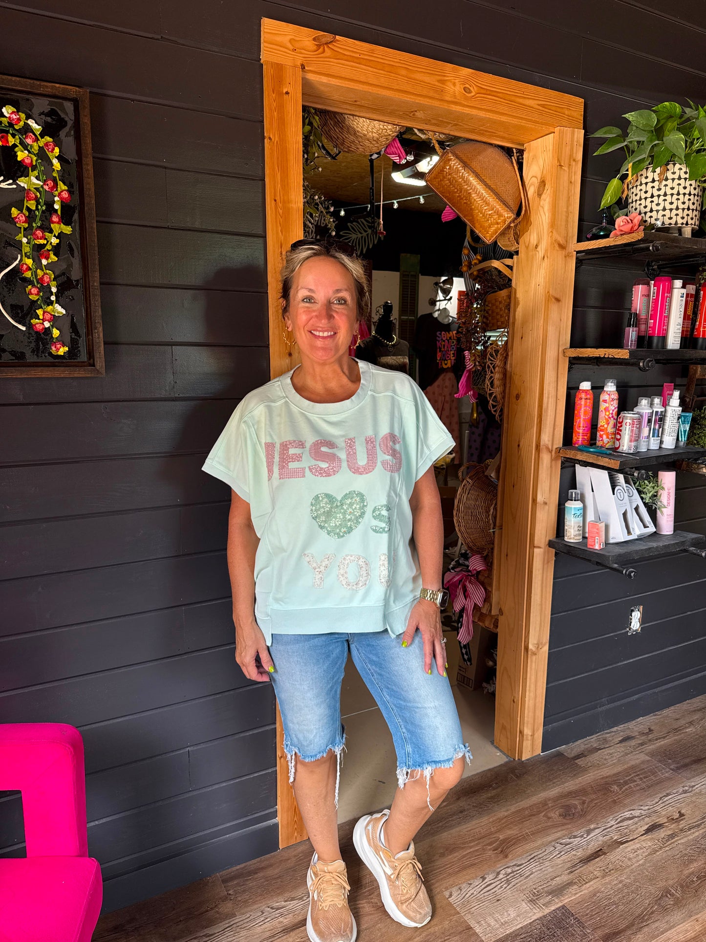 ✨ Jesus Loves You Vintage Faith Graphic Tee